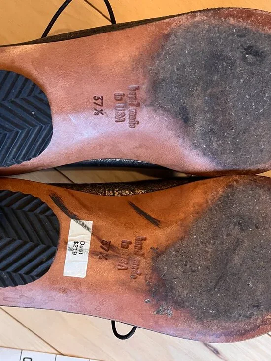 cydwoq Dust shoes, antique gold, size 37.5 - Picture 7 of 7